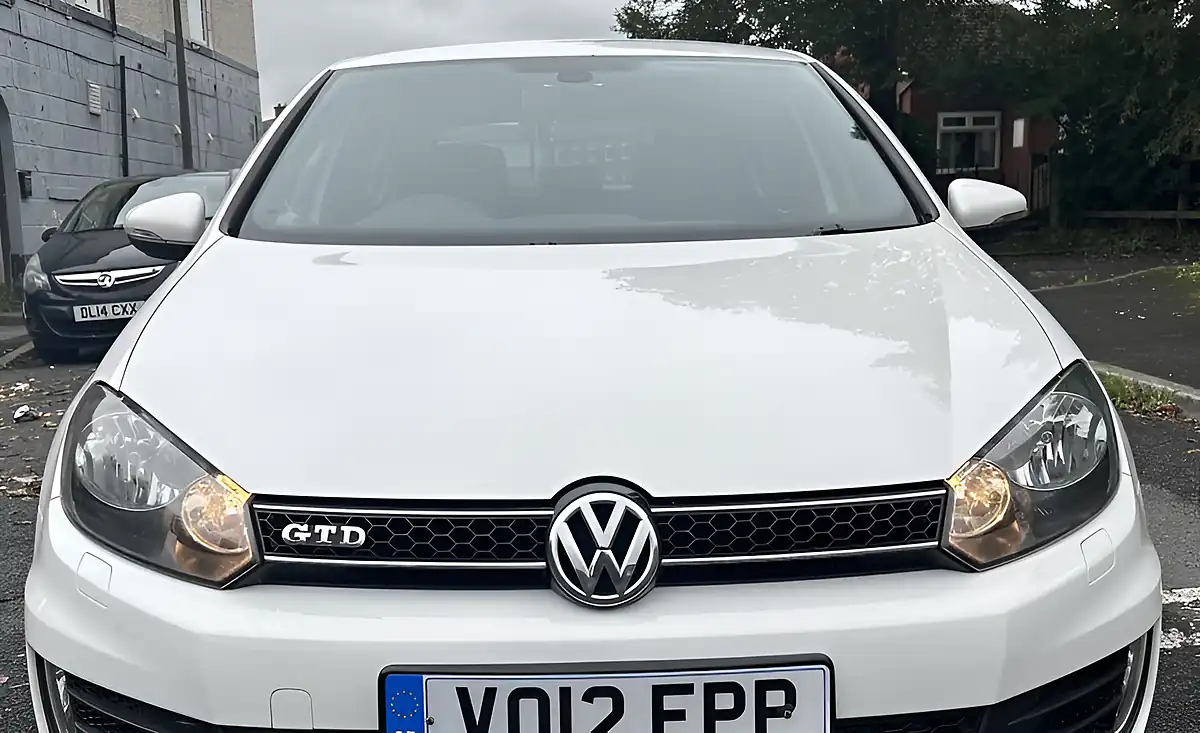 Used 2012 Volkswagen Golf Gtd Leather White - Interior and Exterior details 4