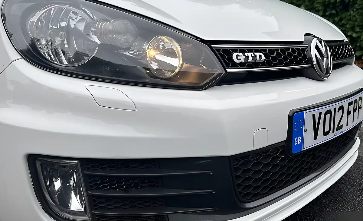 Used 2012 Volkswagen Golf Gtd Leather White - Interior and Exterior details 5