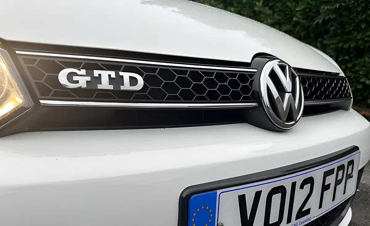 Used 2012 Volkswagen Golf Gtd Leather White - Interior and Exterior details 7