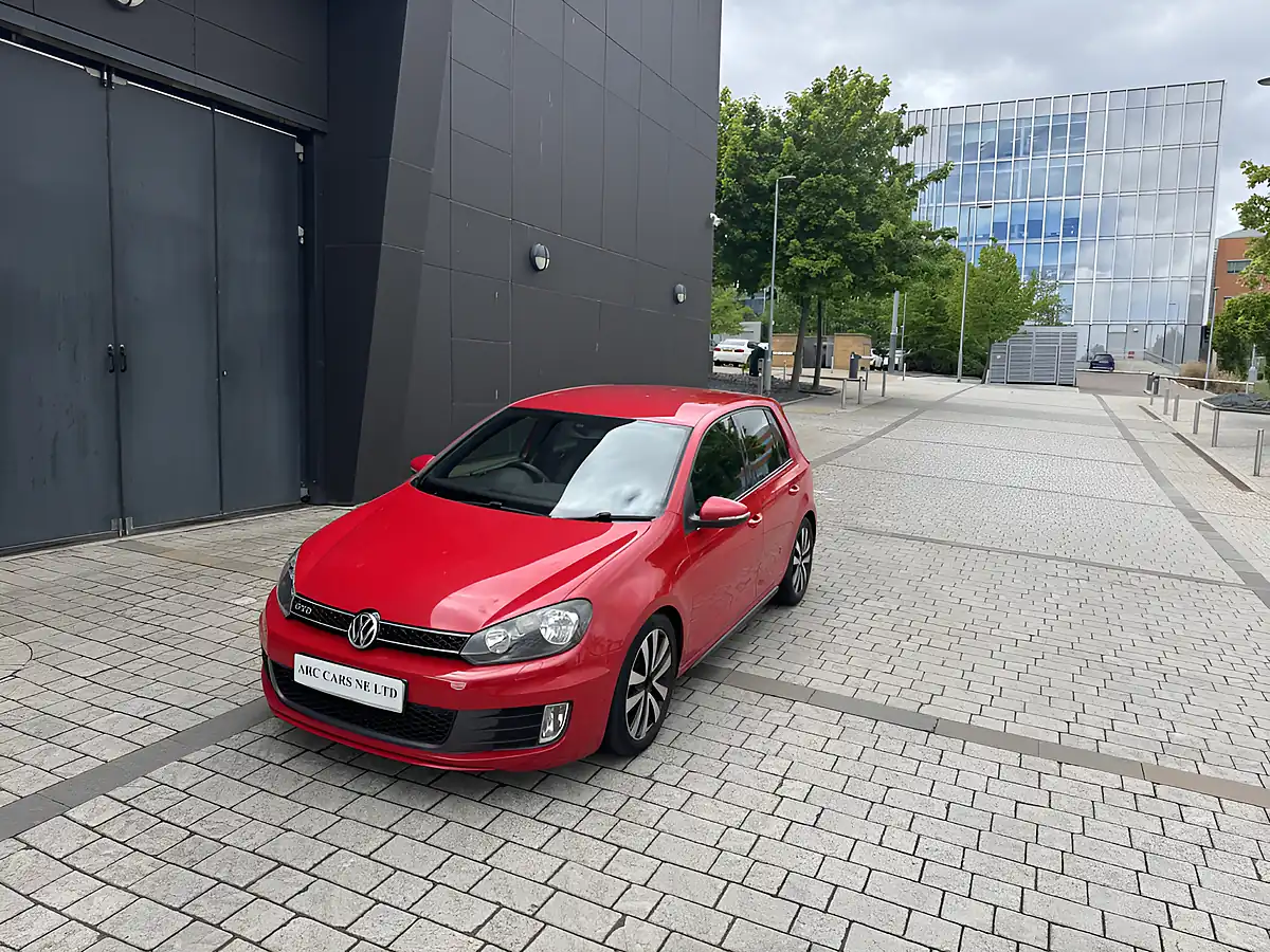 Used 2012 Volkswagen Golf Gtd Red - Front View