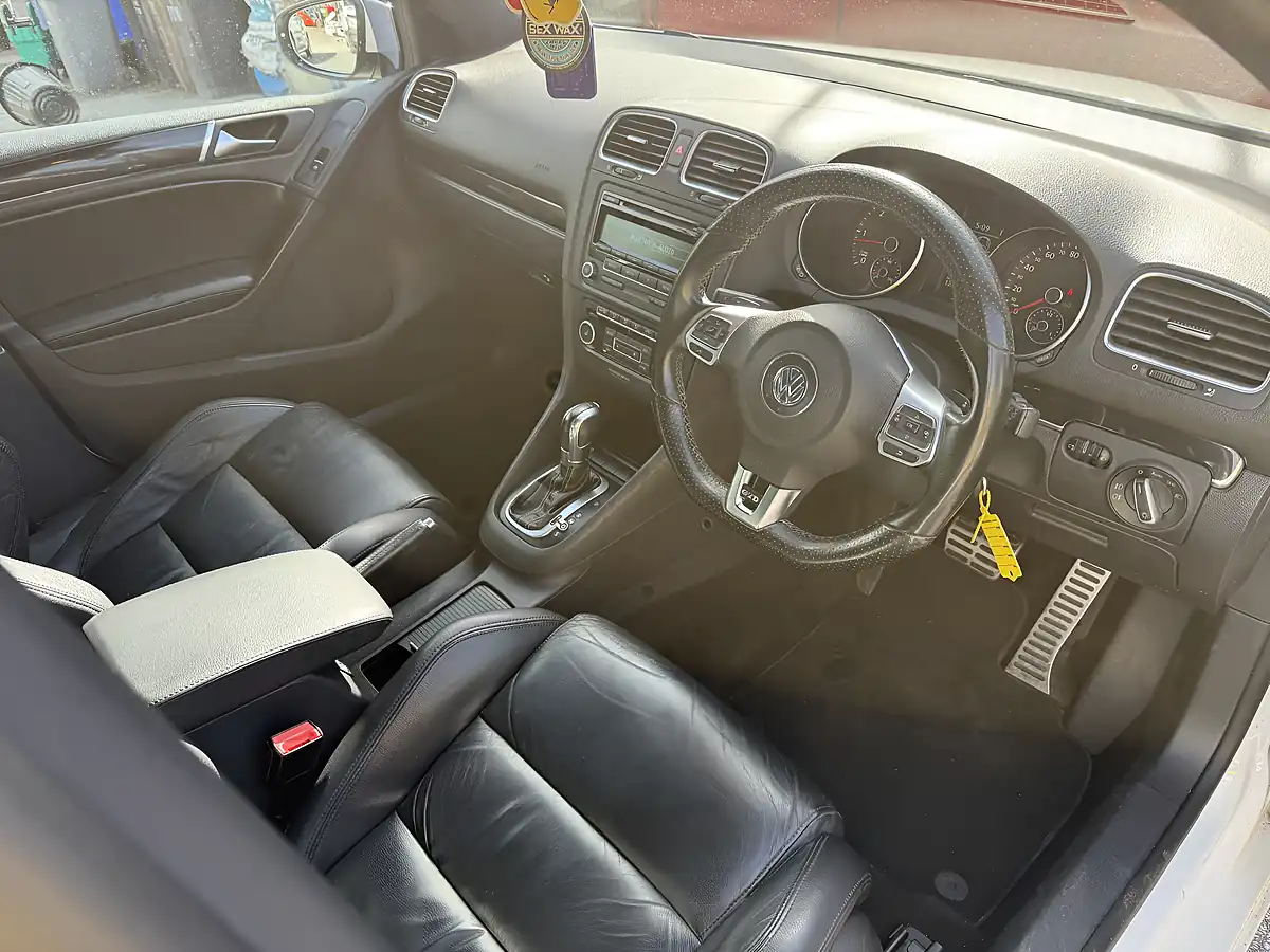 Used 2012 Volkswagen Golf Gtd White - Interior and Exterior details 14