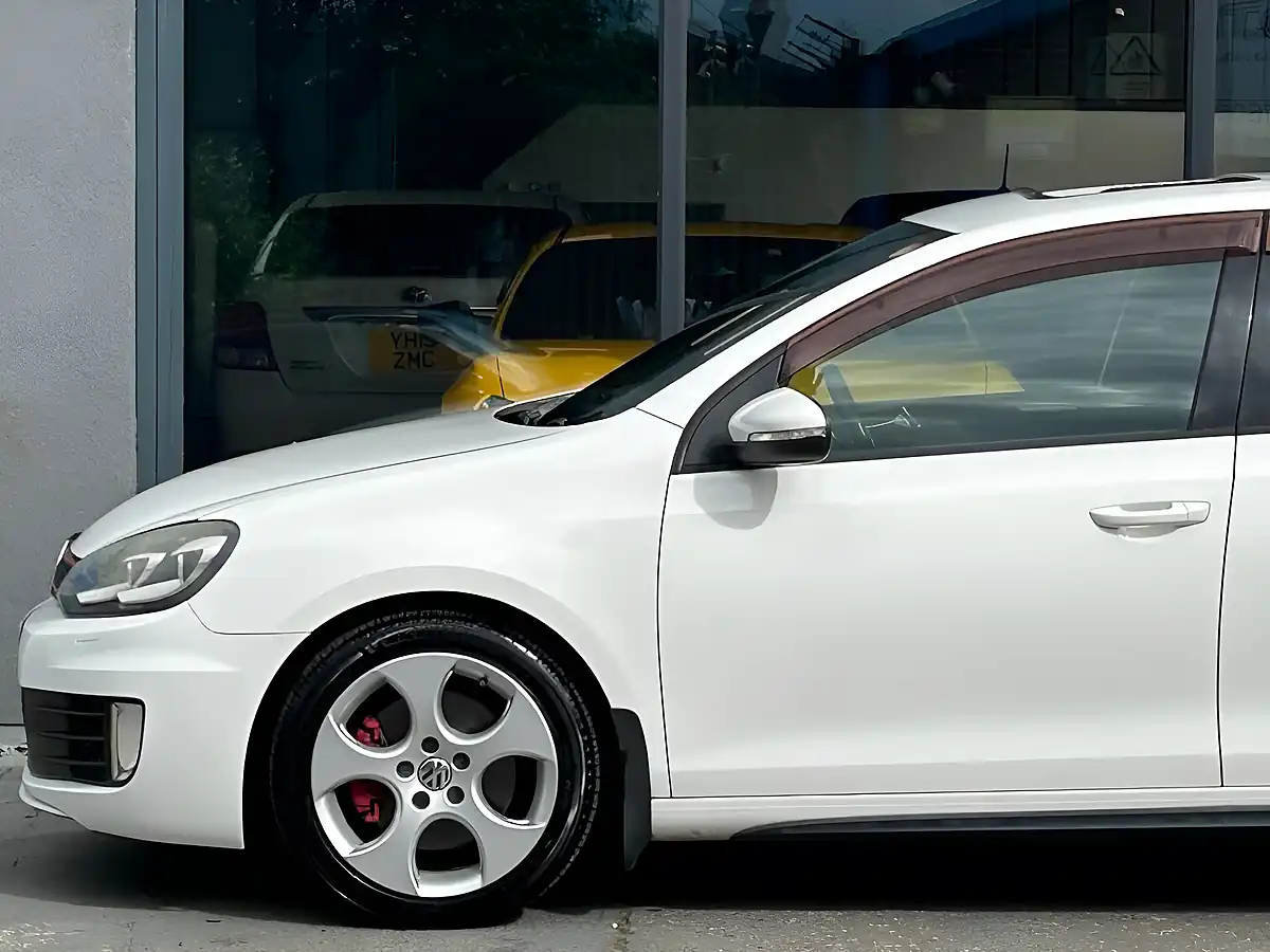 Used 2012 Volkswagen Golf GTI White - Interior and Exterior details 12