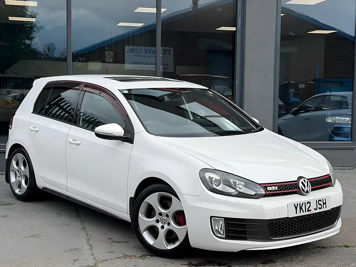 Used 2012 Volkswagen Golf GTI White - Interior and Exterior details 2