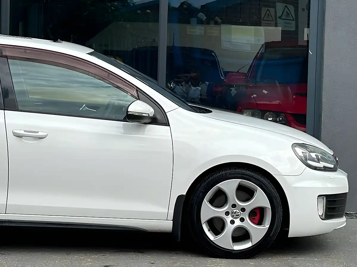 Used 2012 Volkswagen Golf GTI White - Interior and Exterior details 9