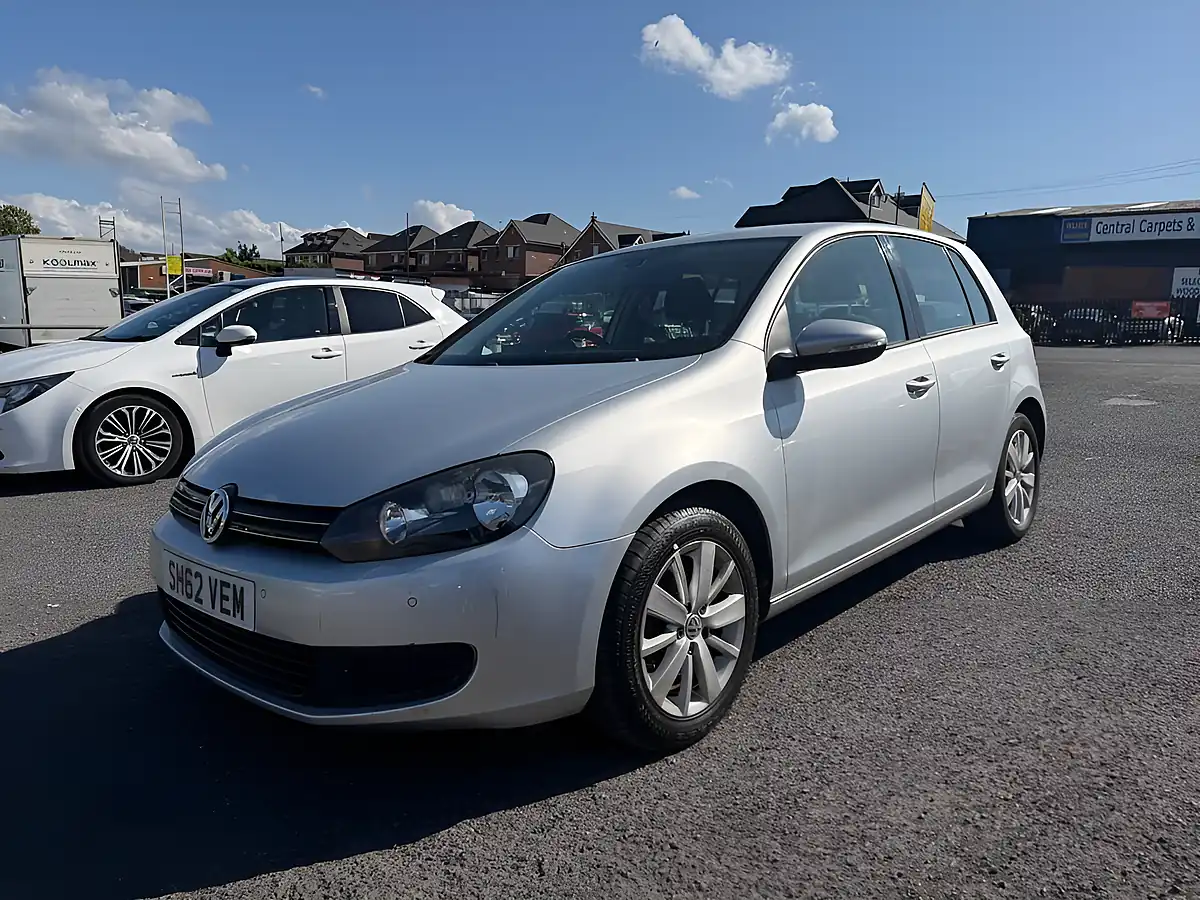 Used 2012 Volkswagen Golf Match Silver - Interior and Exterior details 14