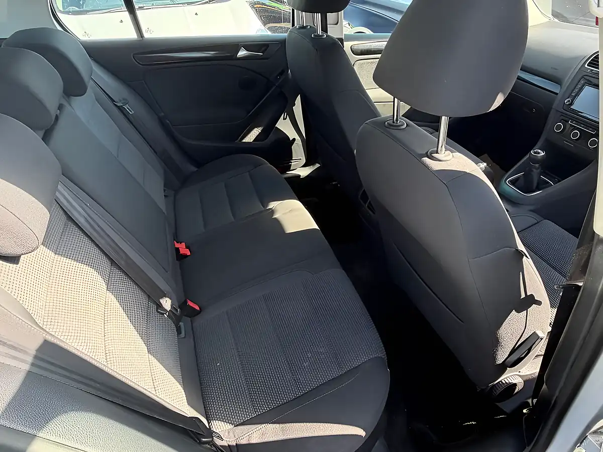 Used 2012 Volkswagen Golf Match Silver - Interior and Exterior details 15