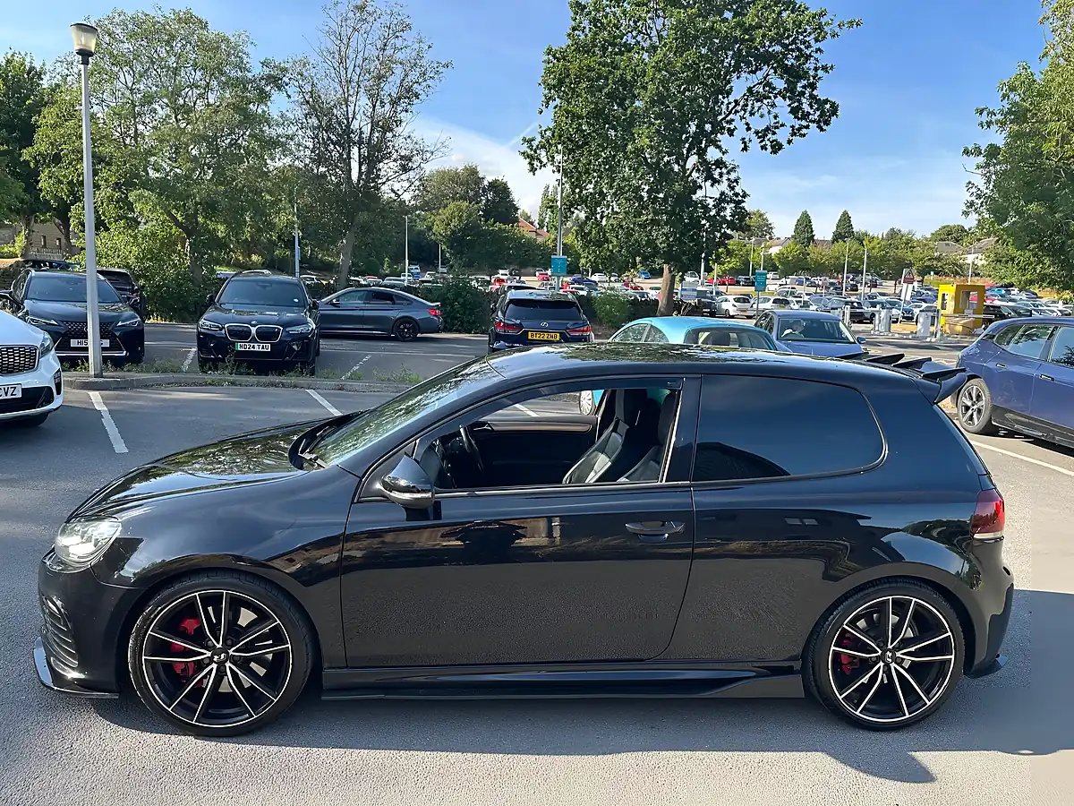 Used 2012 Volkswagen Golf R Black - Interior and Exterior details 11