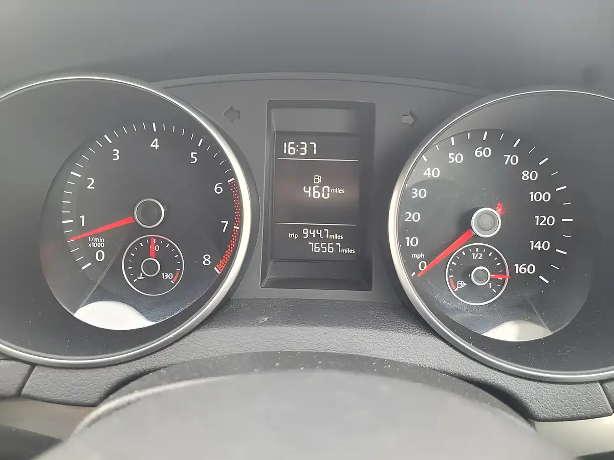 Used 2012 Volkswagen Golf S Grey - Interior and Exterior details 15