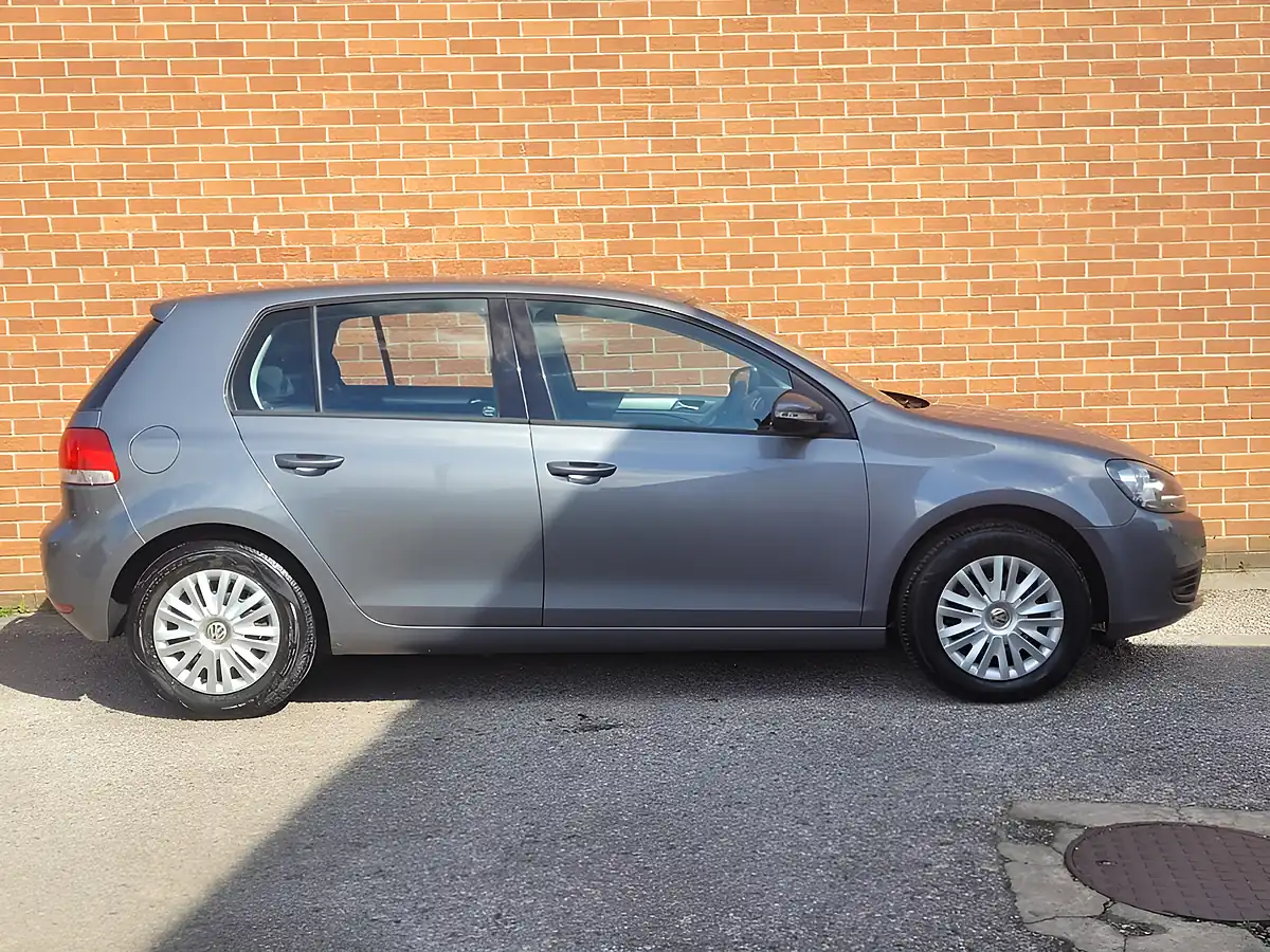 Used 2012 Volkswagen Golf S Grey - Interior and Exterior details 7