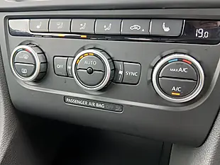 Used 2012 Volkswagen Golf Se Red - Interior and Exterior details 18