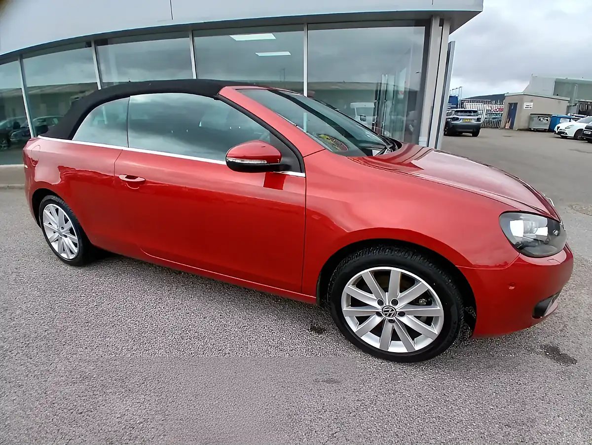 Used 2012 Volkswagen Golf Se Red - Interior and Exterior details 3
