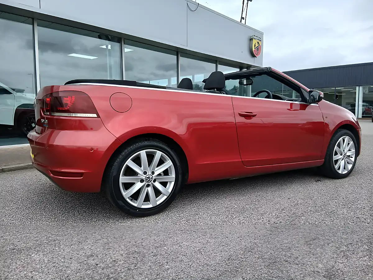 Used 2012 Volkswagen Golf Se Red - Interior and Exterior details 6