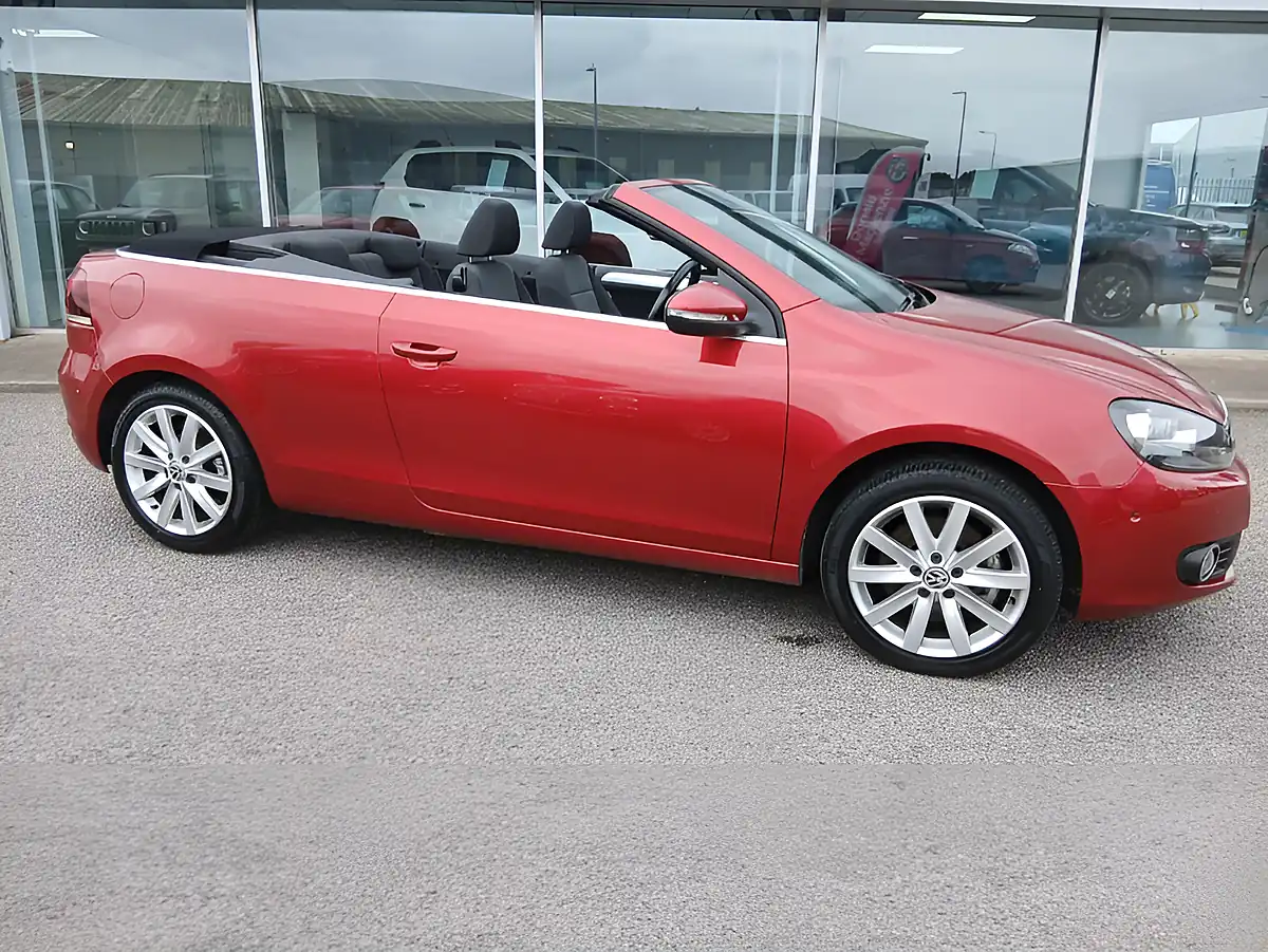 Used 2012 Volkswagen Golf Se Red - Interior and Exterior details 7