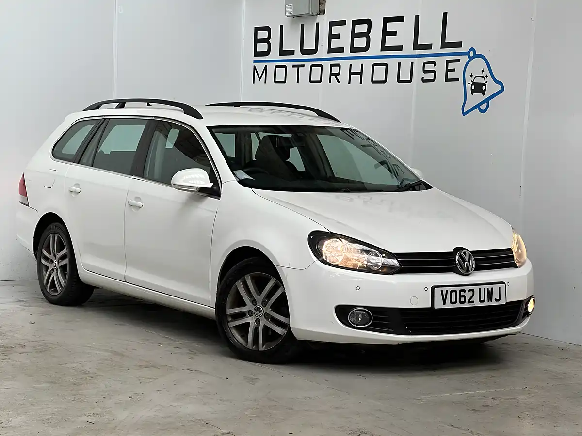 Used 2012 Volkswagen Golf Se White - Front View