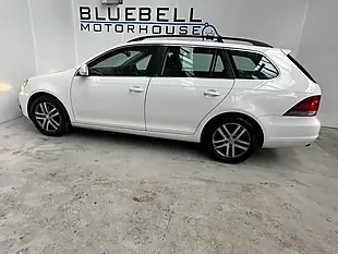 Used 2012 Volkswagen Golf Se White - Interior and Exterior details 6