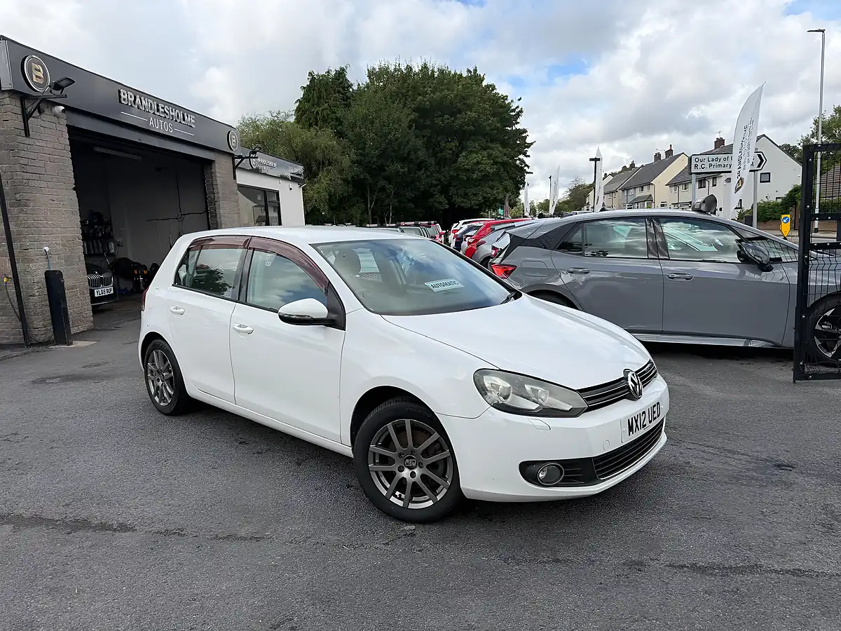 Used 2012 Volkswagen Golf Sport White - Front View