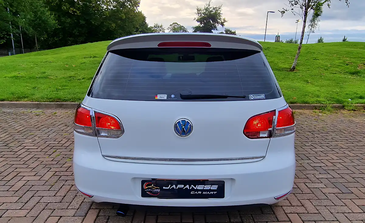 Used 2012 Volkswagen Golf White - Interior and Exterior details 5