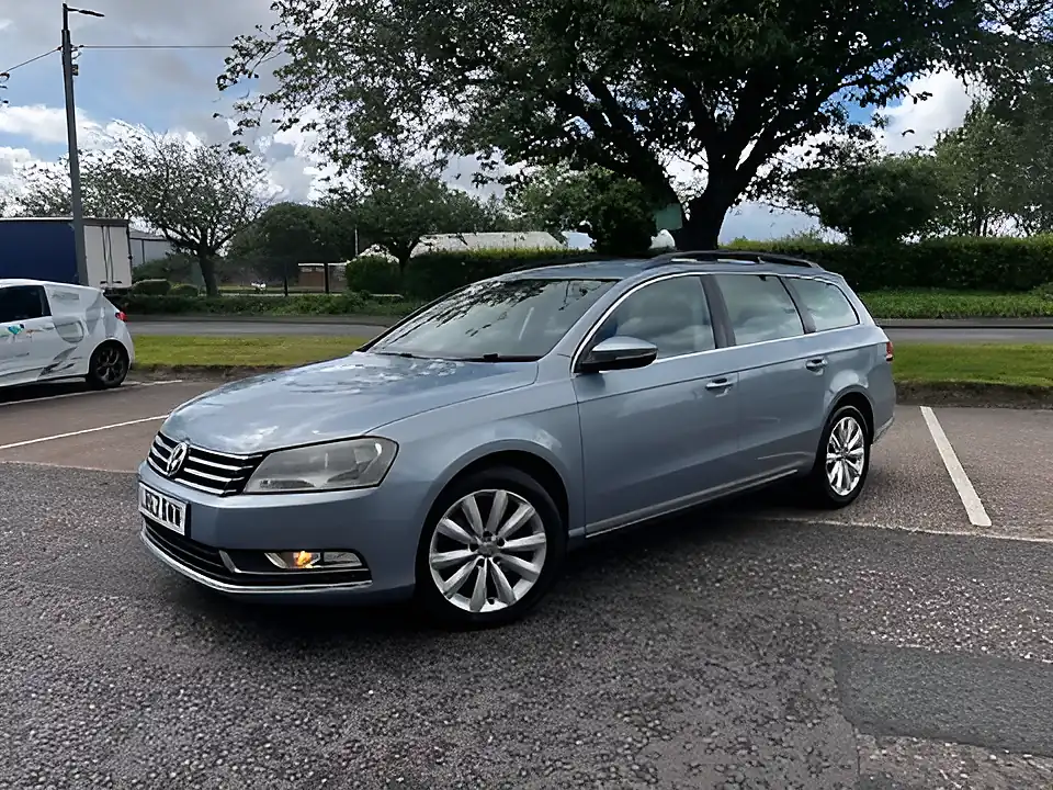 Used 2012 Volkswagen Passat Highline Grey - Interior and Exterior details 13