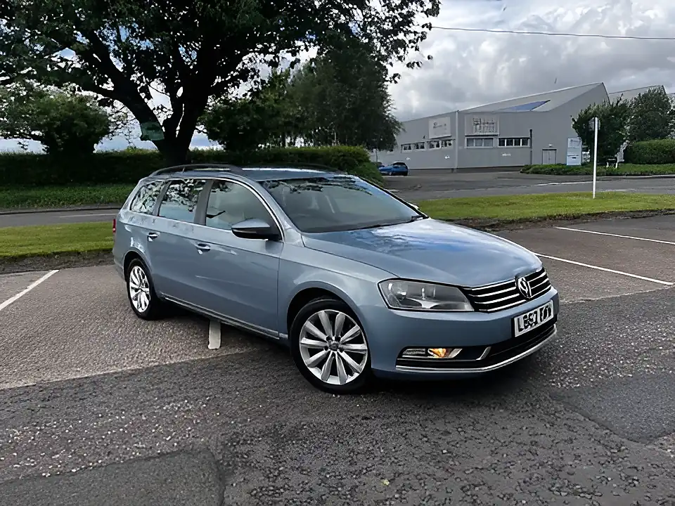 Used 2012 Volkswagen Passat Highline Grey - Interior and Exterior details 16