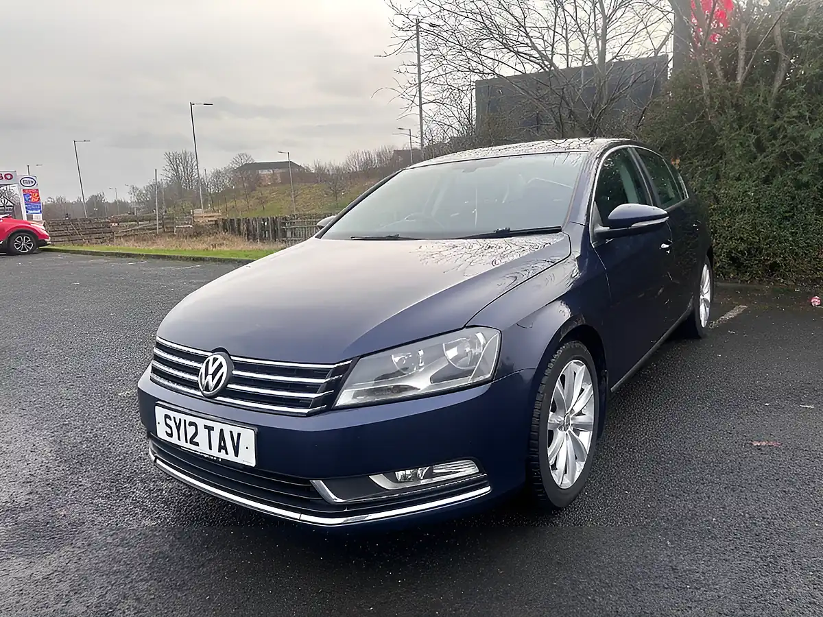 Used 2012 Volkswagen Passat Se Blue - Interior and Exterior details 2