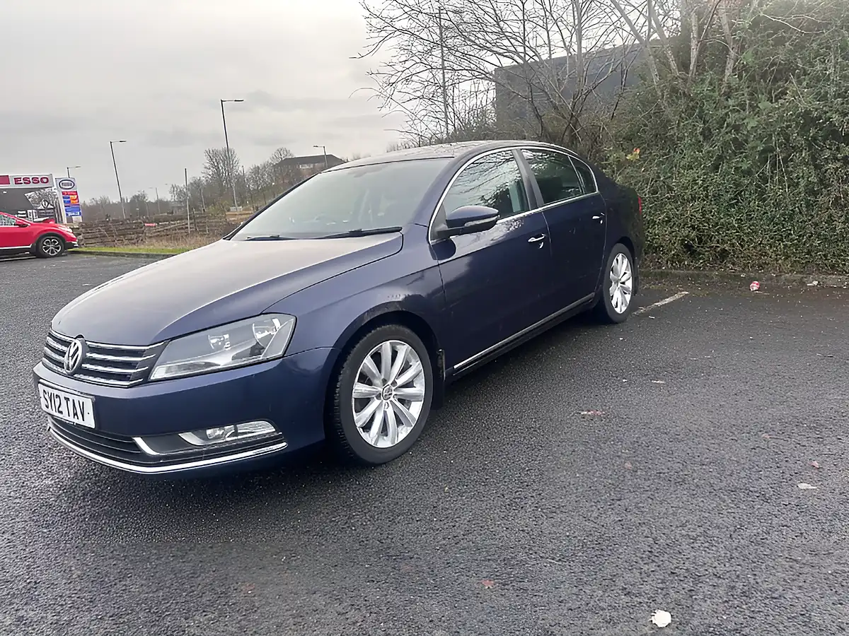 Used 2012 Volkswagen Passat Se Blue - Interior and Exterior details 3