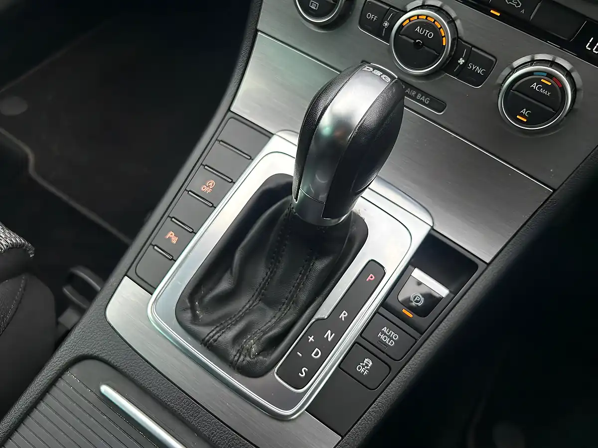 Used 2012 Volkswagen Passat Sport Grey - Interior and Exterior details 10