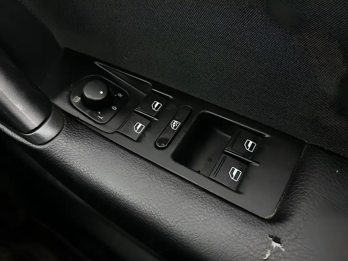 Used 2012 Volkswagen Passat Sport Grey - Interior and Exterior details 11