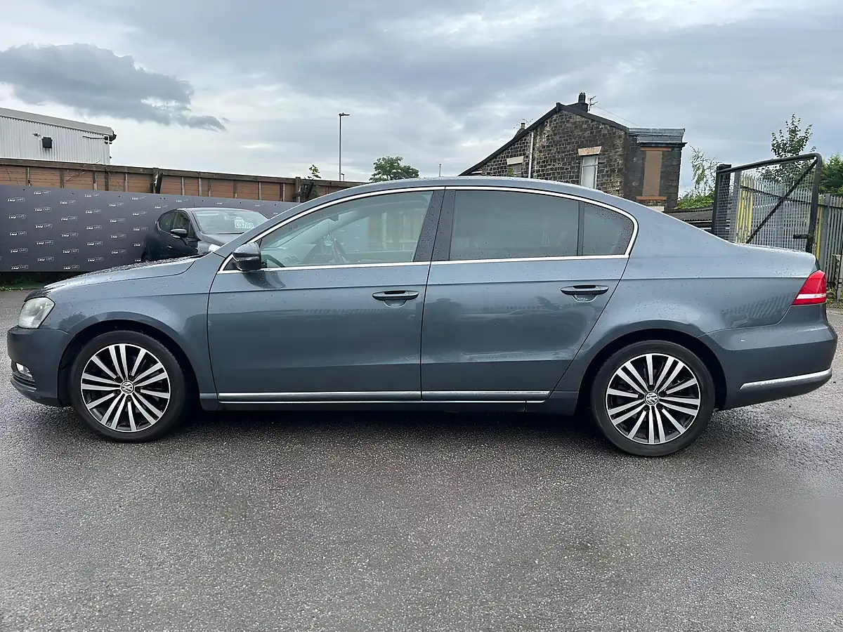 Used 2012 Volkswagen Passat Sport Grey - Interior and Exterior details 4