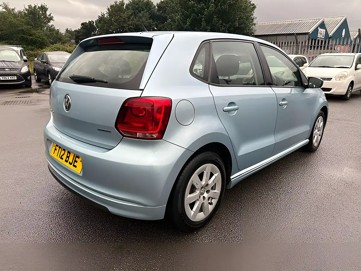 Used 2012 Volkswagen Polo Bluemotion Blue - Interior and Exterior details 10