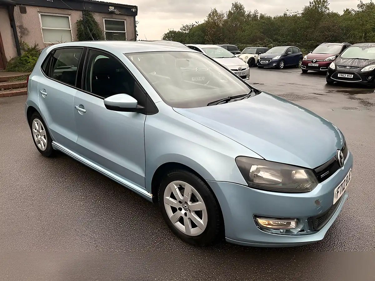 Used 2012 Volkswagen Polo Bluemotion Blue - Interior and Exterior details 11