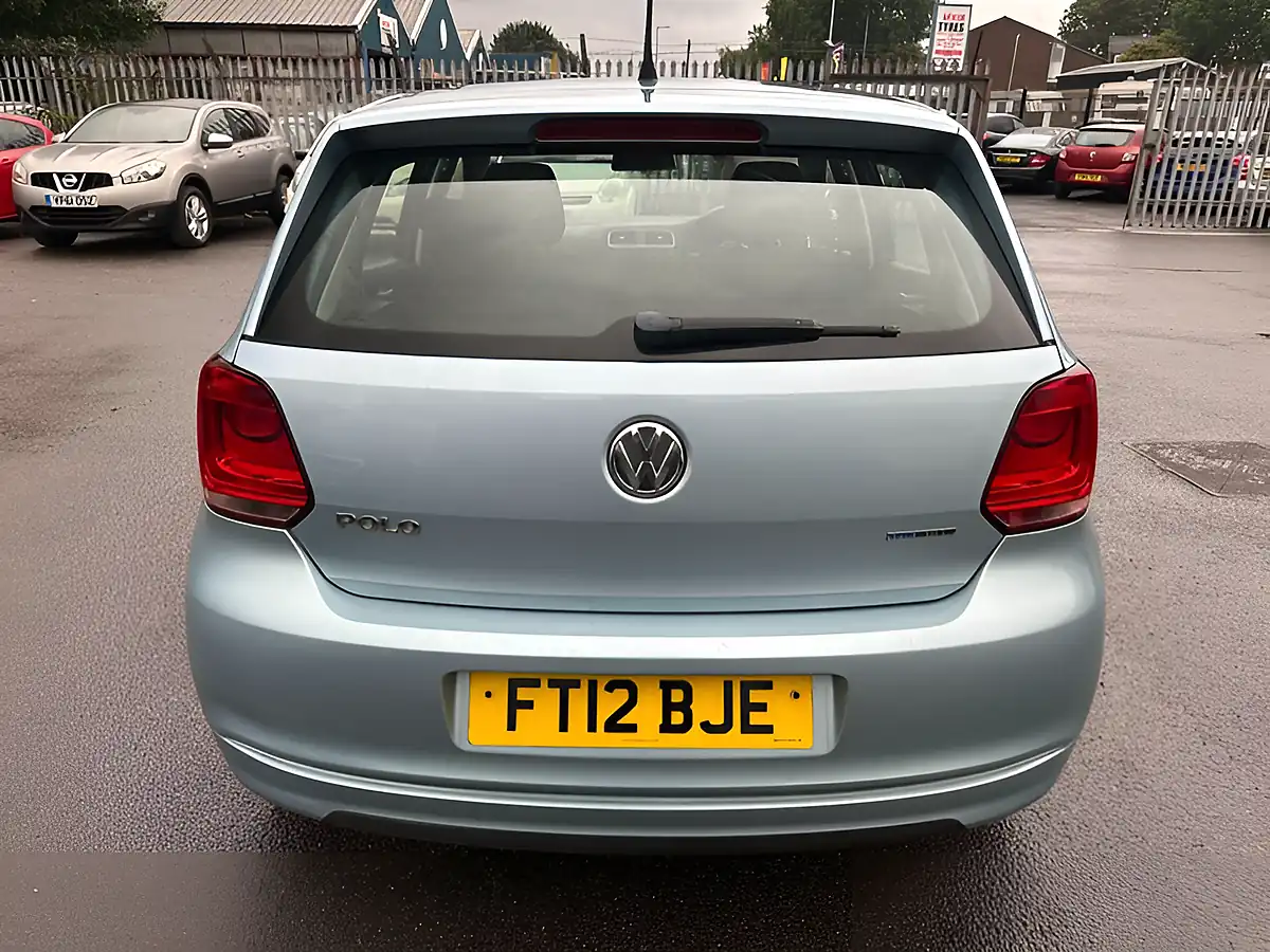 Used 2012 Volkswagen Polo Bluemotion Blue - Interior and Exterior details 12