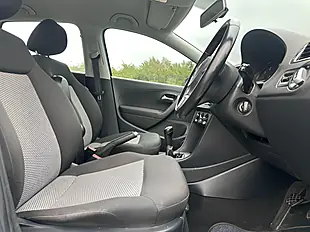 Used 2012 Volkswagen Polo Bluemotion Blue - Interior and Exterior details 5