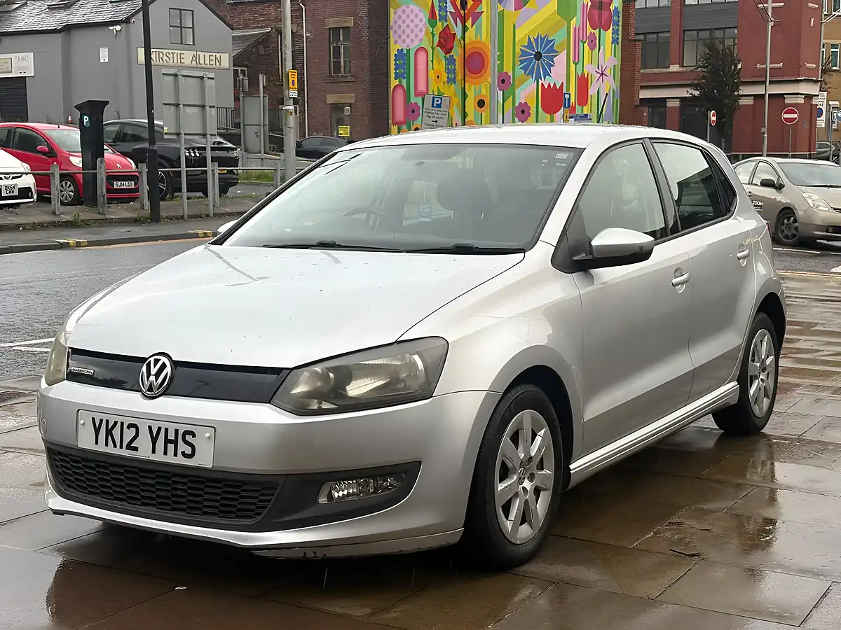 Used 2012 Volkswagen Polo Bluemotion Silver - Interior and Exterior details 10