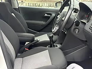 Used 2012 Volkswagen Polo Bluemotion Silver - Interior and Exterior details 13