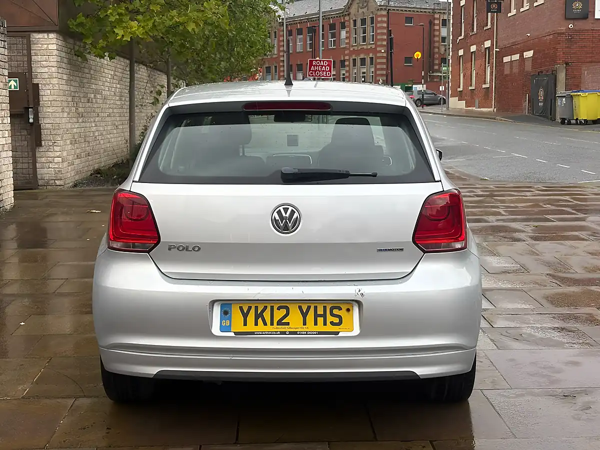 Used 2012 Volkswagen Polo Bluemotion Silver - Interior and Exterior details 7