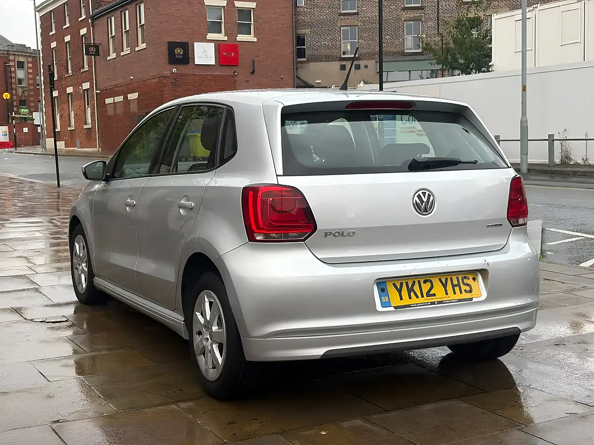 Used 2012 Volkswagen Polo Bluemotion Silver - Interior and Exterior details 8