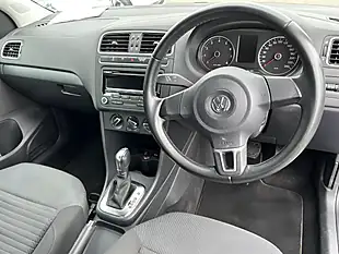 Used 2012 Volkswagen Polo Bluemotion Technology Blue - Interior and Exterior details 11