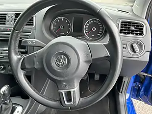 Used 2012 Volkswagen Polo Bluemotion Technology Blue - Interior and Exterior details 12