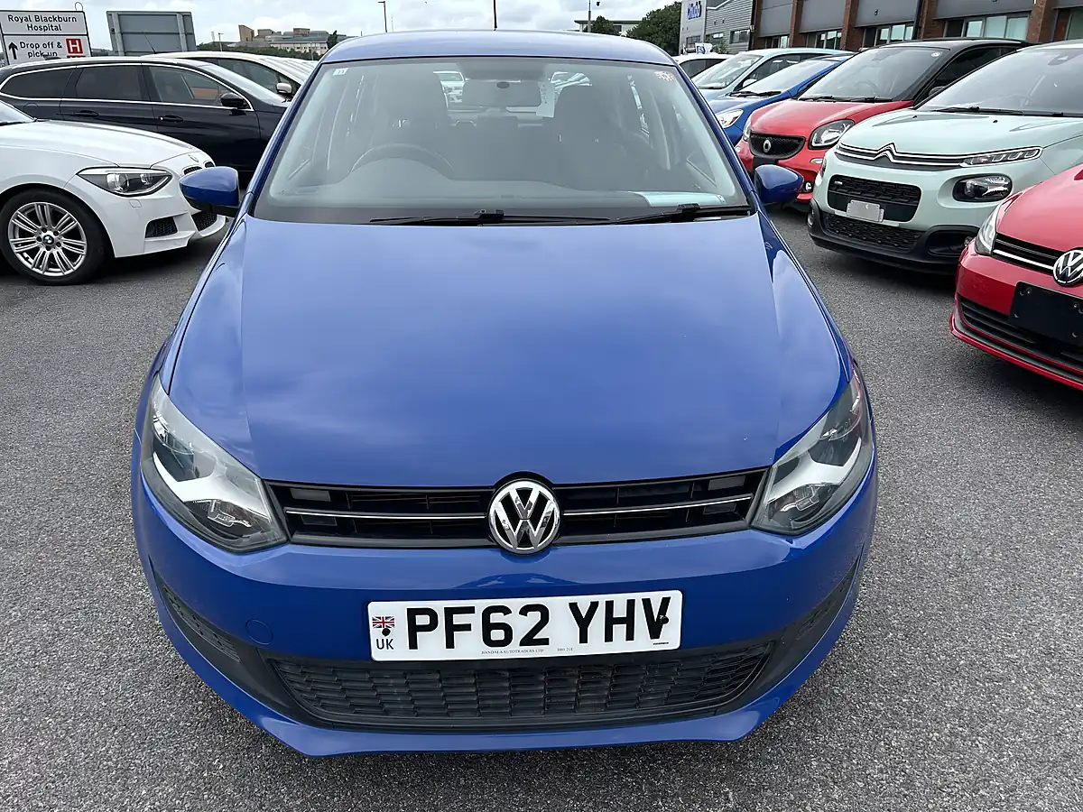 Used 2012 Volkswagen Polo Bluemotion Technology Blue - Interior and Exterior details 2