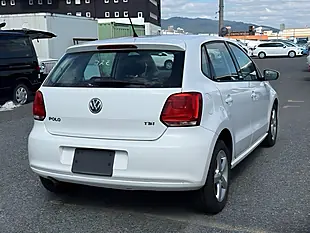 Used 2012 Volkswagen Polo Comfortline White - Interior and Exterior details 4
