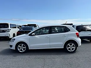 Used 2012 Volkswagen Polo Comfortline White - Interior and Exterior details 5