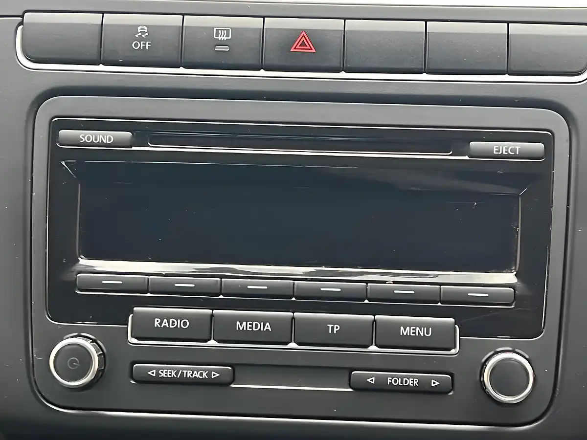 Used 2012 Volkswagen Polo Match Black - Interior and Exterior details 18