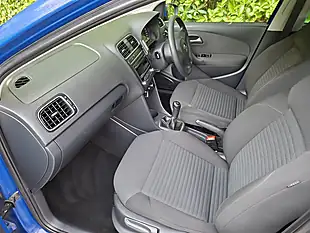 Used 2012 Volkswagen Polo Match Blue - Interior and Exterior details 9