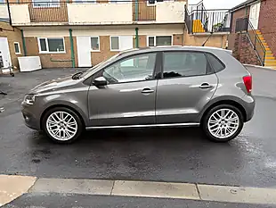 Used 2012 Volkswagen Polo Match Grey - Interior and Exterior details 3