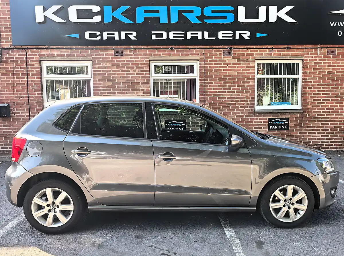 Used 2012 Volkswagen Polo Match Grey - Interior and Exterior details 6