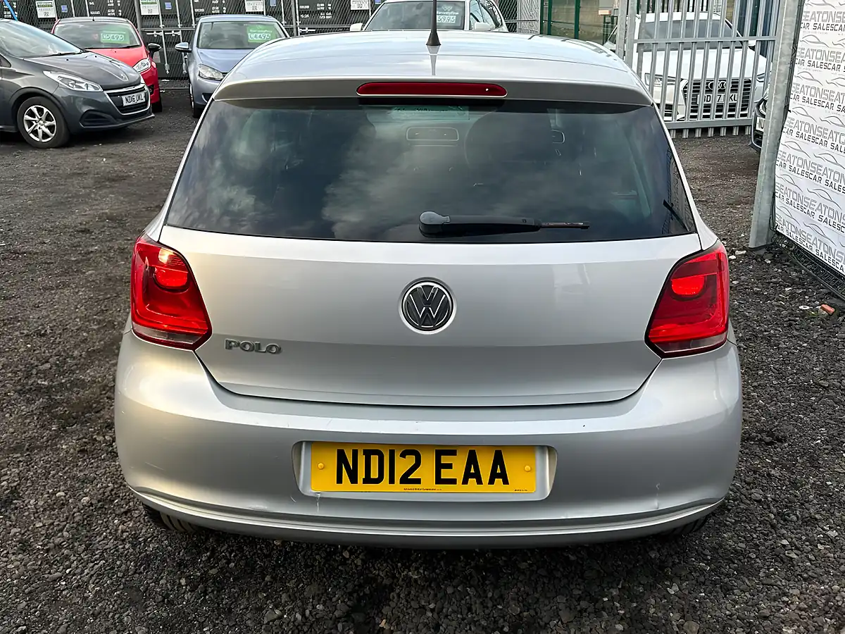 Used 2012 Volkswagen Polo Match Silver - Interior and Exterior details 3