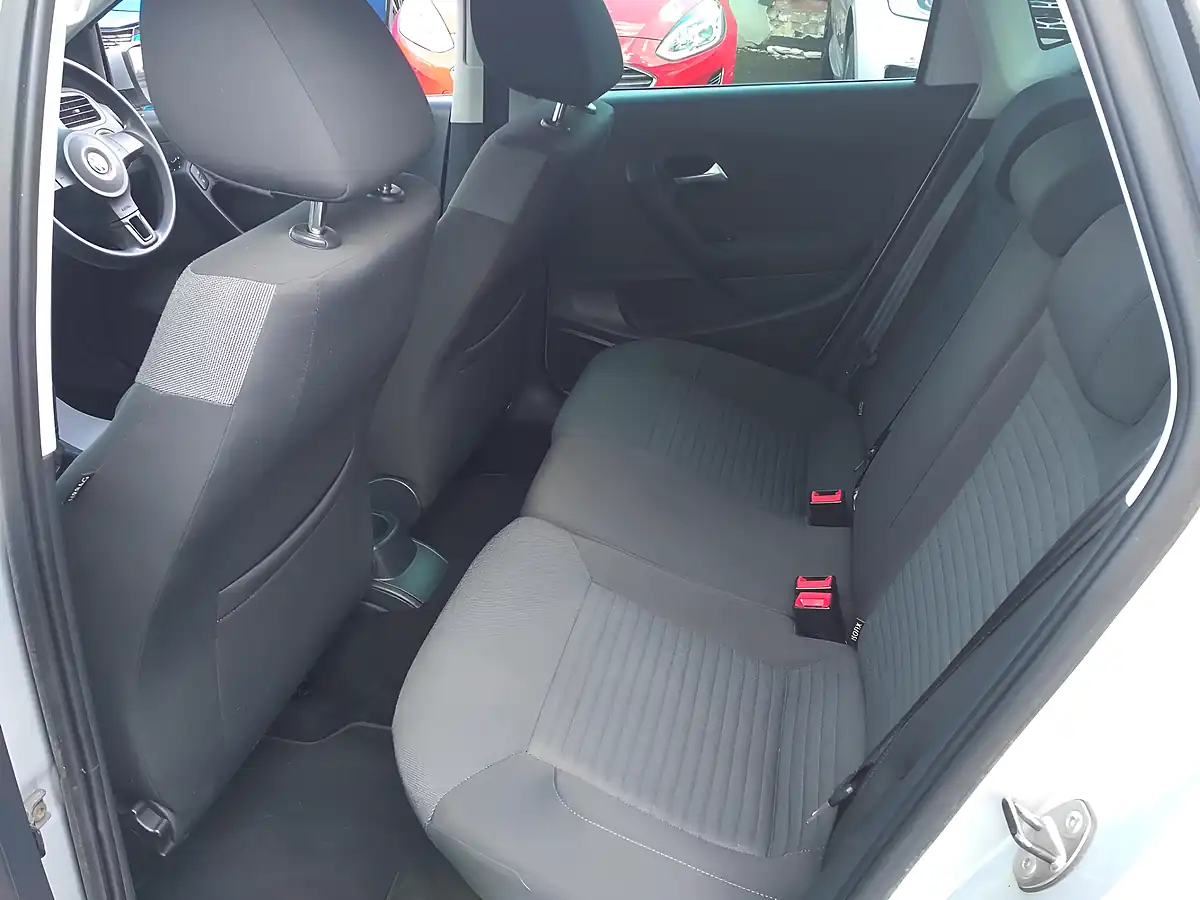 Used 2012 Volkswagen Polo Match Silver - Interior and Exterior details 19