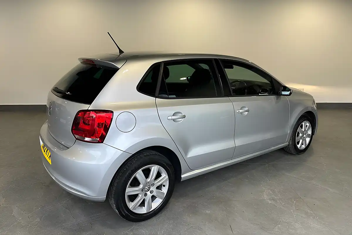Used 2012 Volkswagen Polo Match Silver - Interior and Exterior details 3