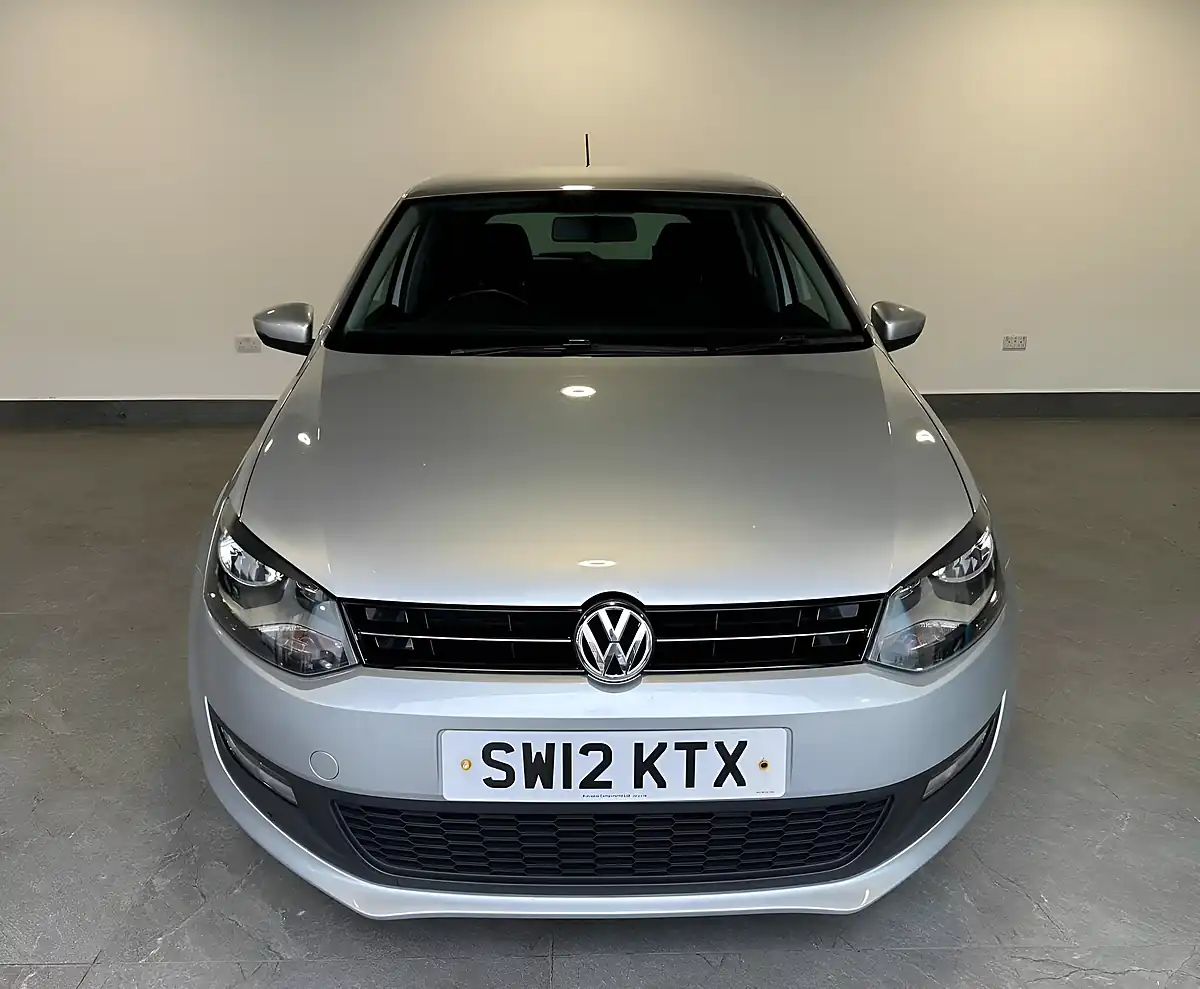 Used 2012 Volkswagen Polo Match Silver - Interior and Exterior details 8