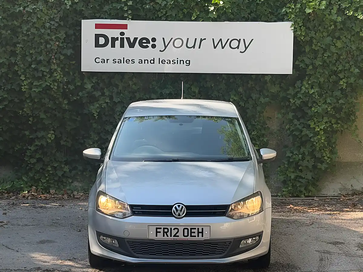 Used 2012 Volkswagen Polo Match Silver - Interior and Exterior details 2